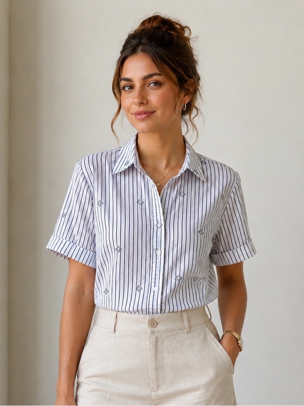 Liz Claiborne White Button-Down blouse with black Pinstripes size L cotton blend